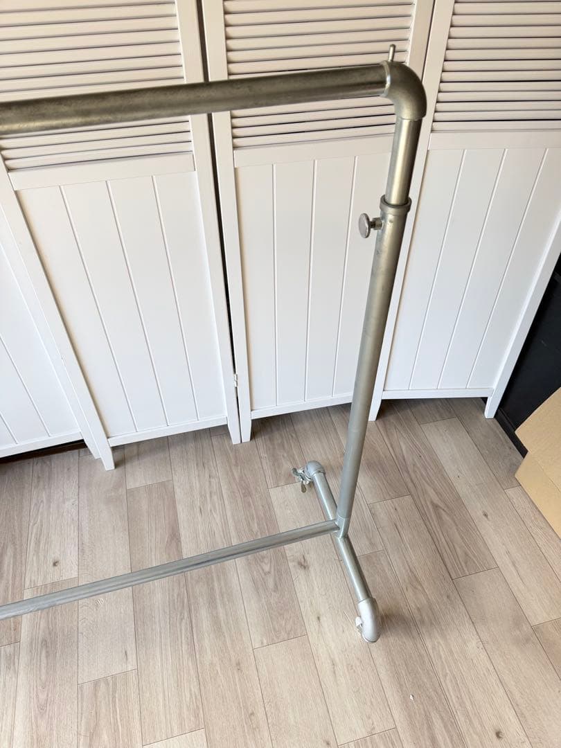 水道管ハンガーラック スチールパイプ アイアン キャスター付き