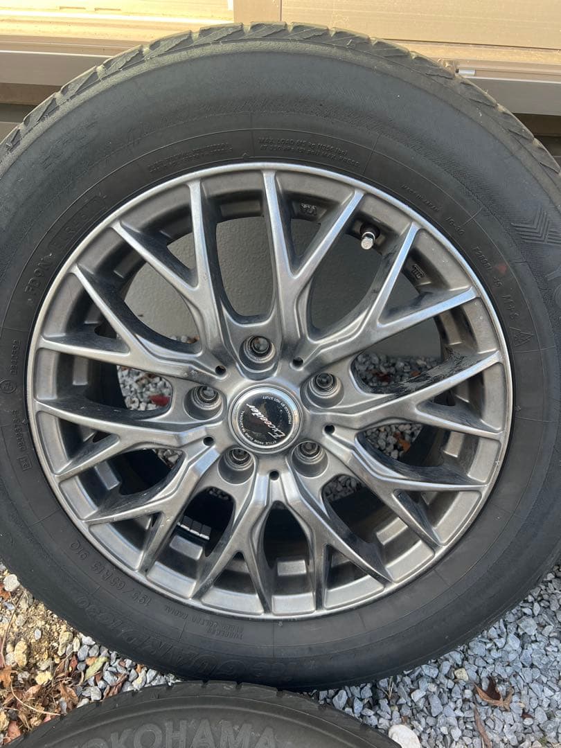 スタッドレス　YOKOHAMA アイスガード 15インチ ホイールセット