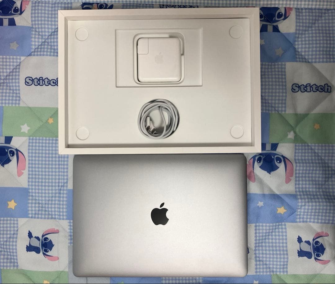 美品【MacBook Pro 13インチ M1 8GB/256GB】付属品完備