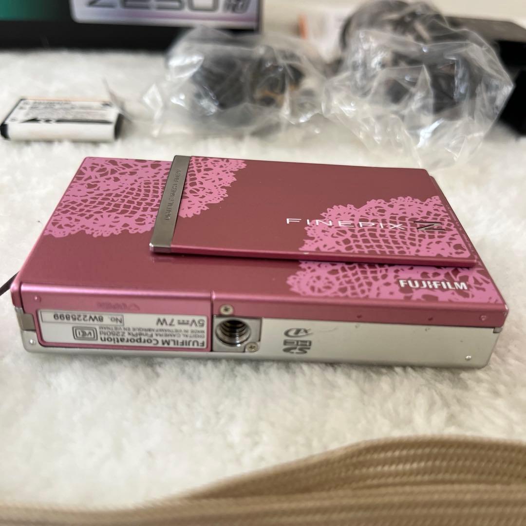 FUJIFILM FINEPIX Z250fd　ピンク