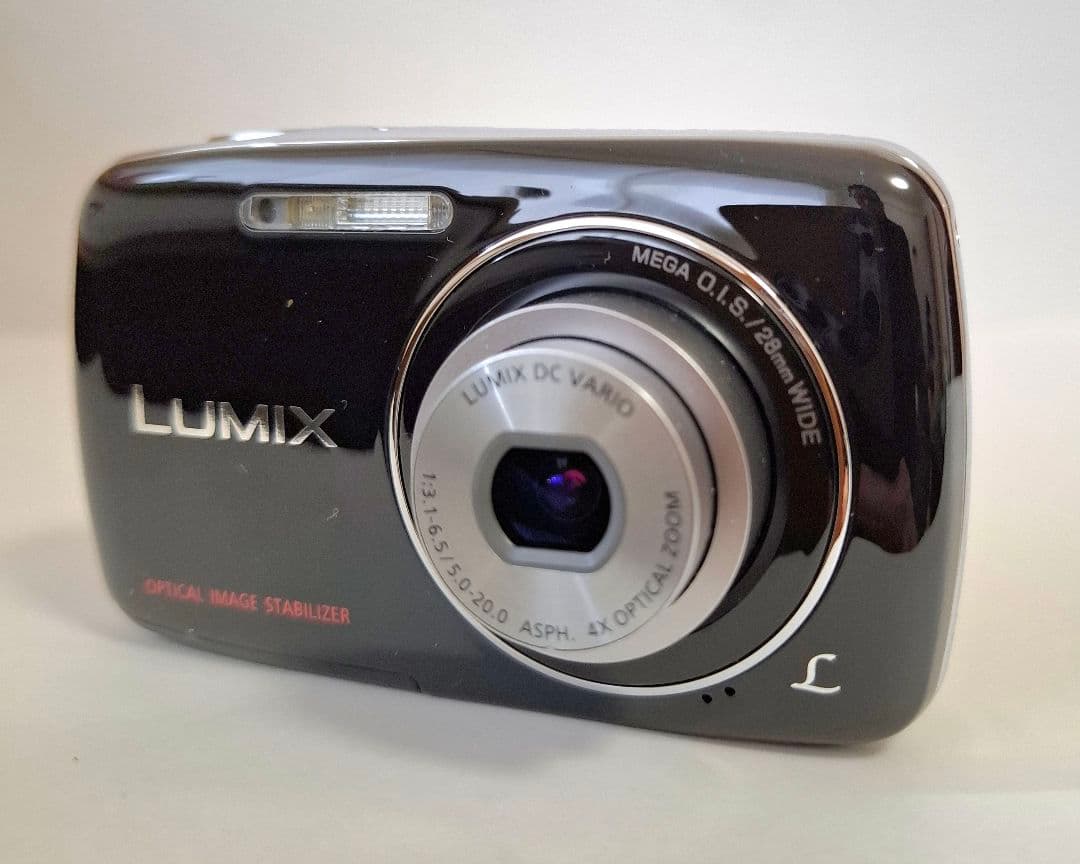 [美品] パナソニック Panasonic LUMIX DMC-S1 コンデジ