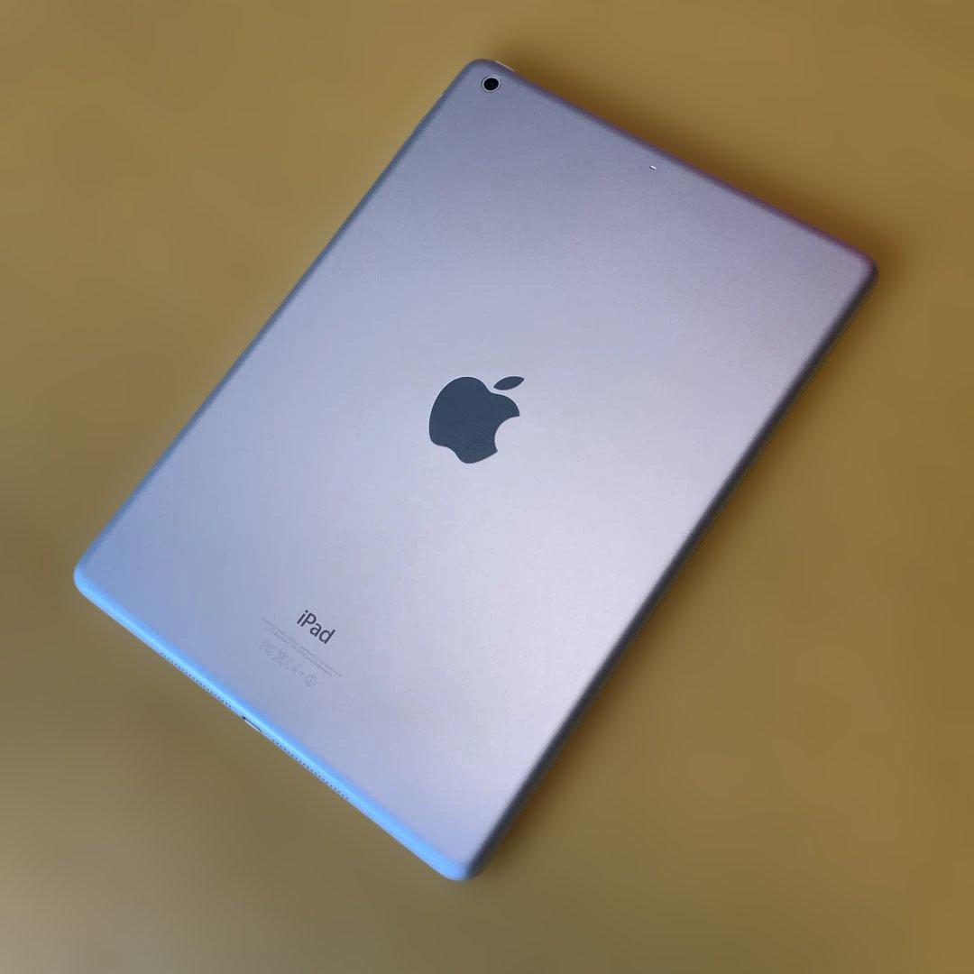 【美品】apple iPad air 32ギガWi-Fi FD789J/B