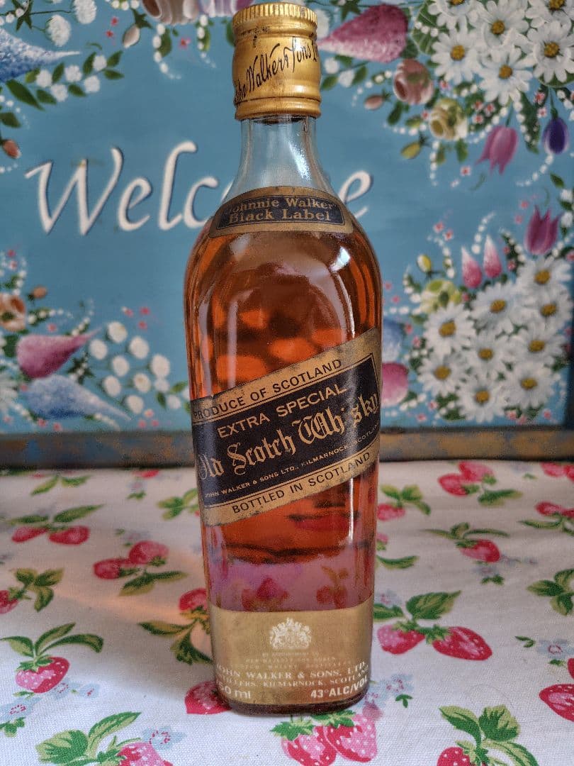 未開封　ジョニーウォーカー ブラック　金キャップ 白紋章　黒ラベル　古酒　希少
