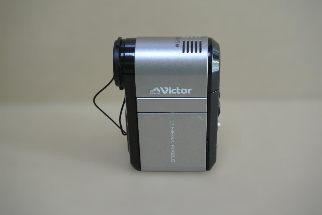 【動作確認済】Victor Everio GZ-MC100 ★CFカード2枚付★