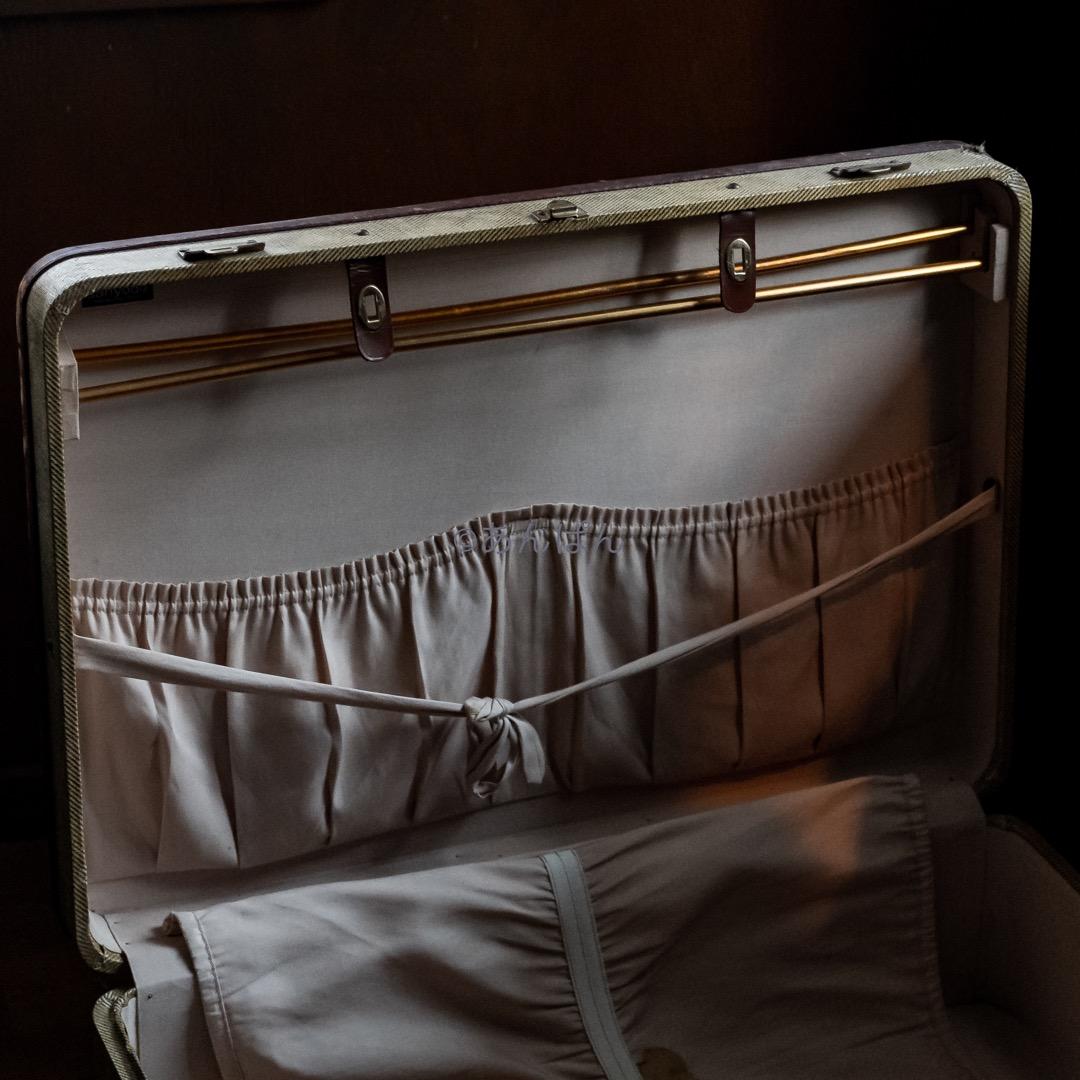 アンティーク レトロ　イギリス　英国　スーツケース トランク 旅行かばん　寅さん