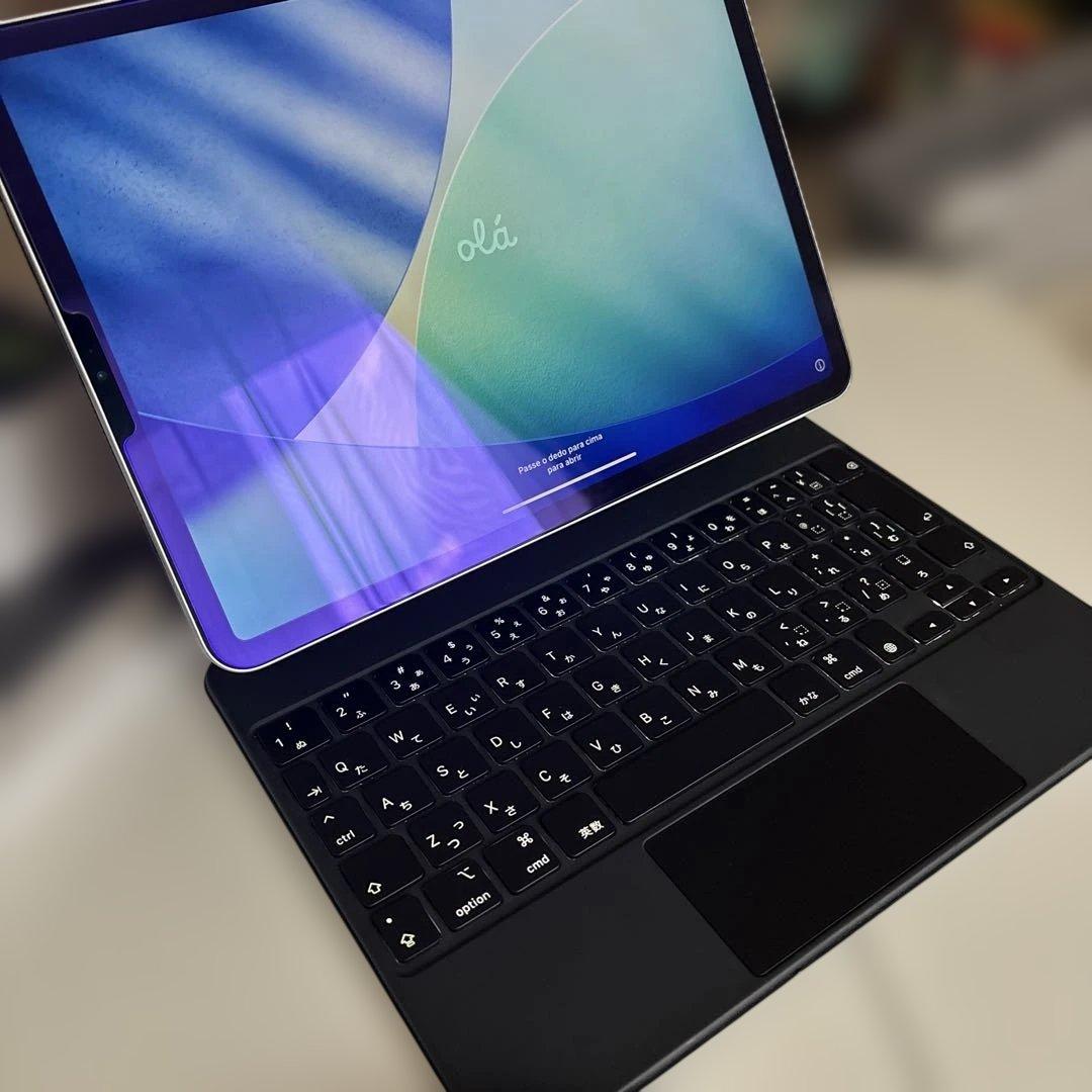 iPad Pro 11インチ　第二世代　Magic Keyboard セット