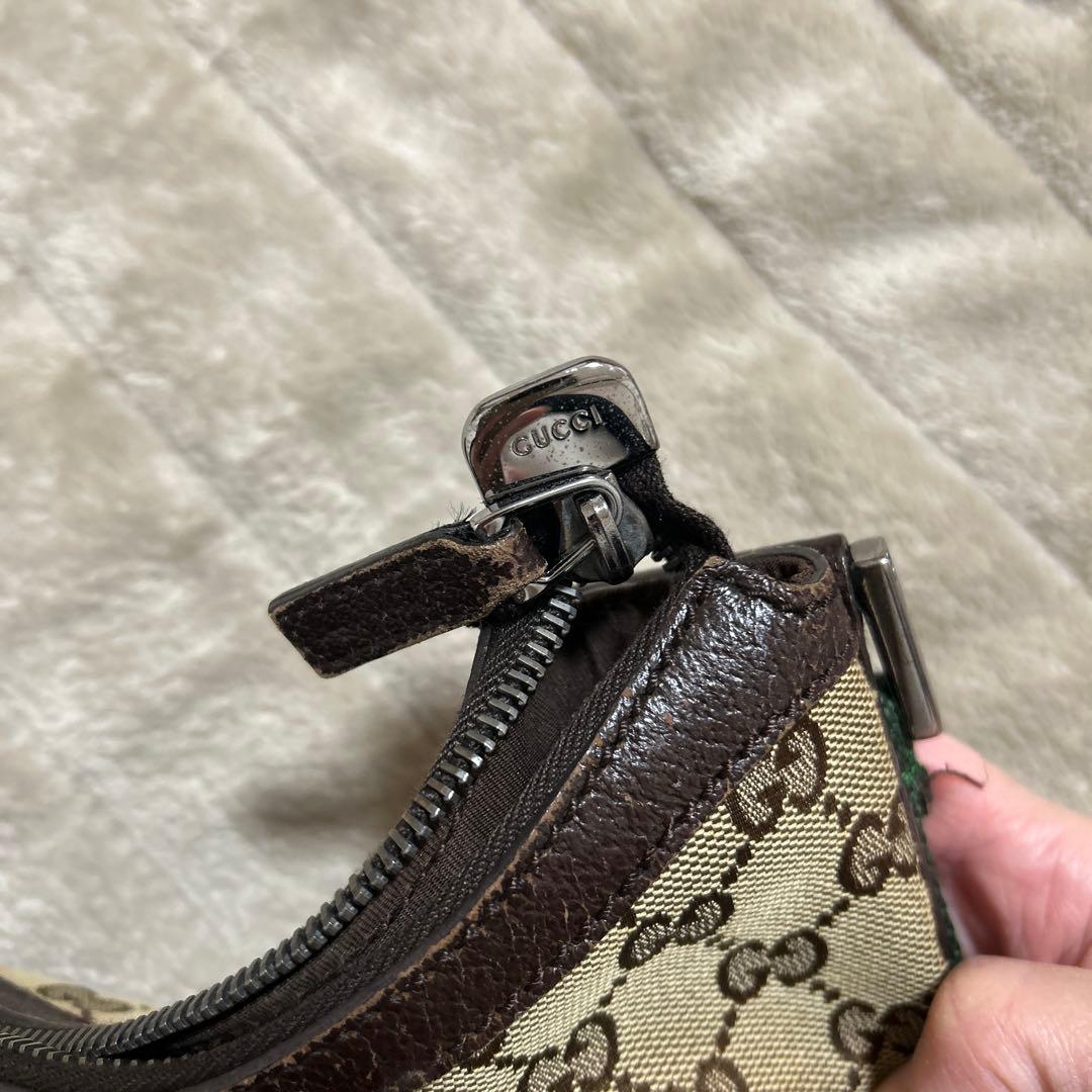 GUCCI シェリーライン　ハーフムーン　ショルダーバッグ181092