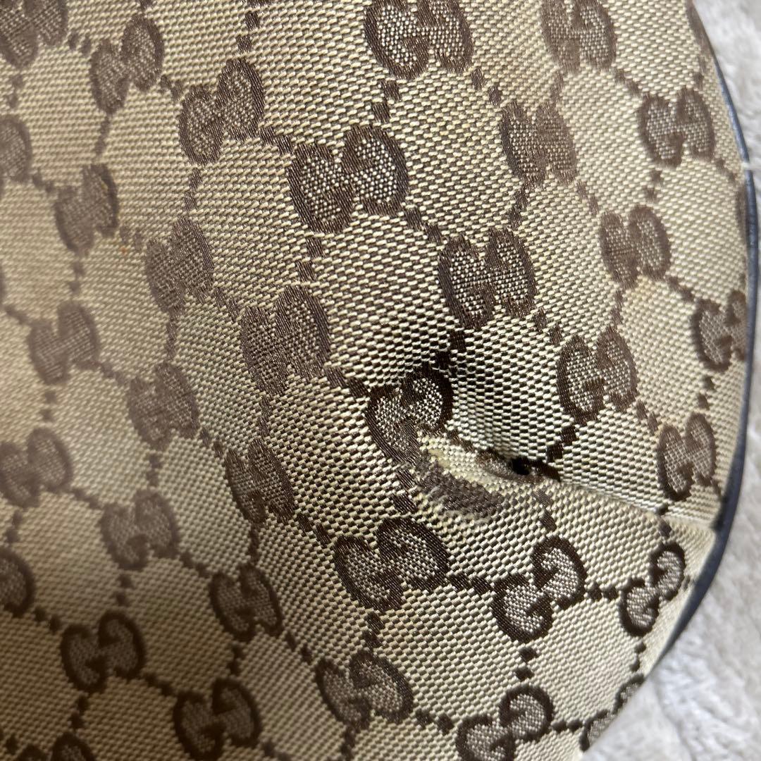 GUCCI シェリーライン　ハーフムーン　ショルダーバッグ181092