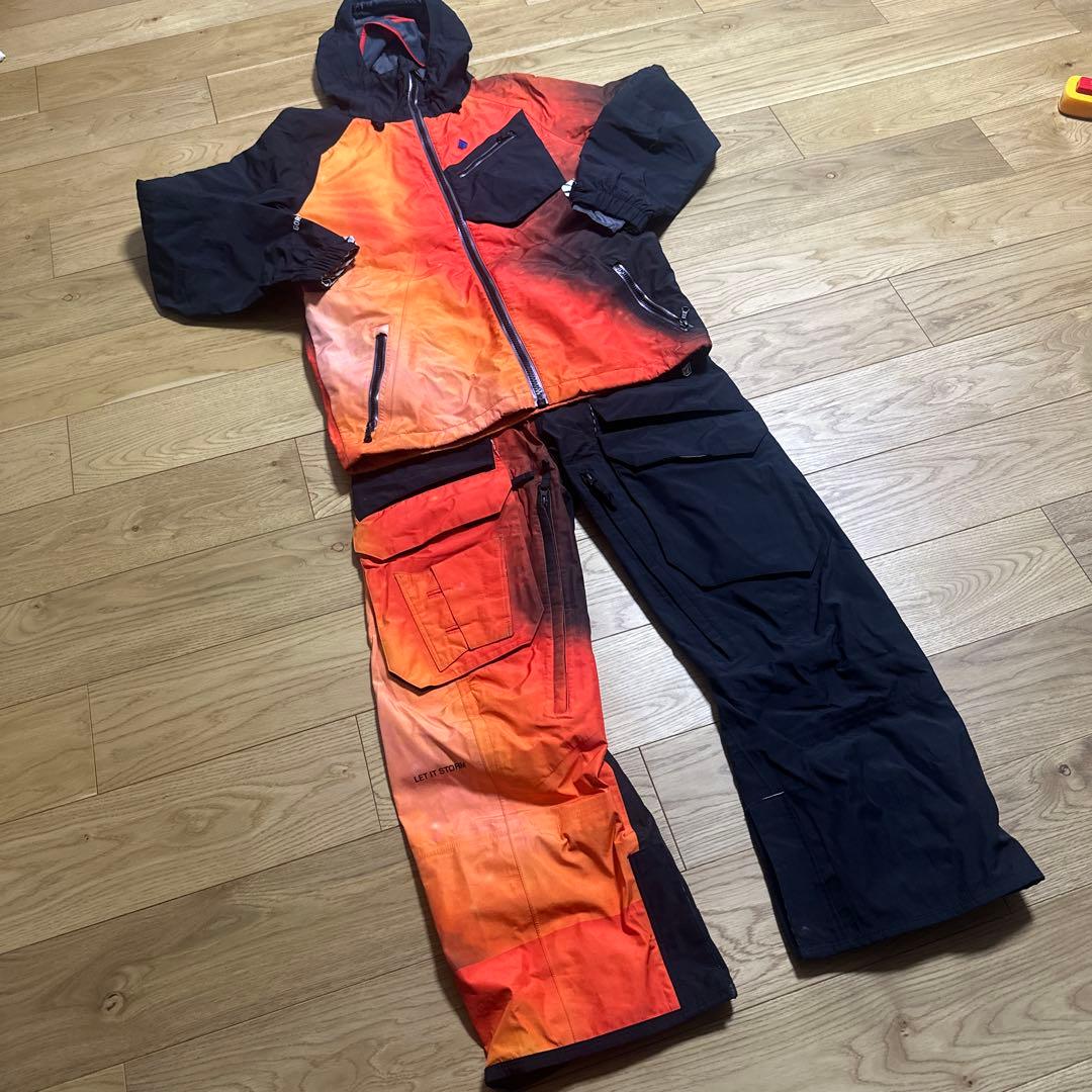ボルコム　上下セット　ゴアテックス　スノー　ウェア　Sサイズ
