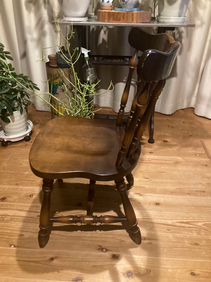 昭和レトロ　ダイニングチェア　飛騨産業　キツツキマーク　ウィンザーチェア