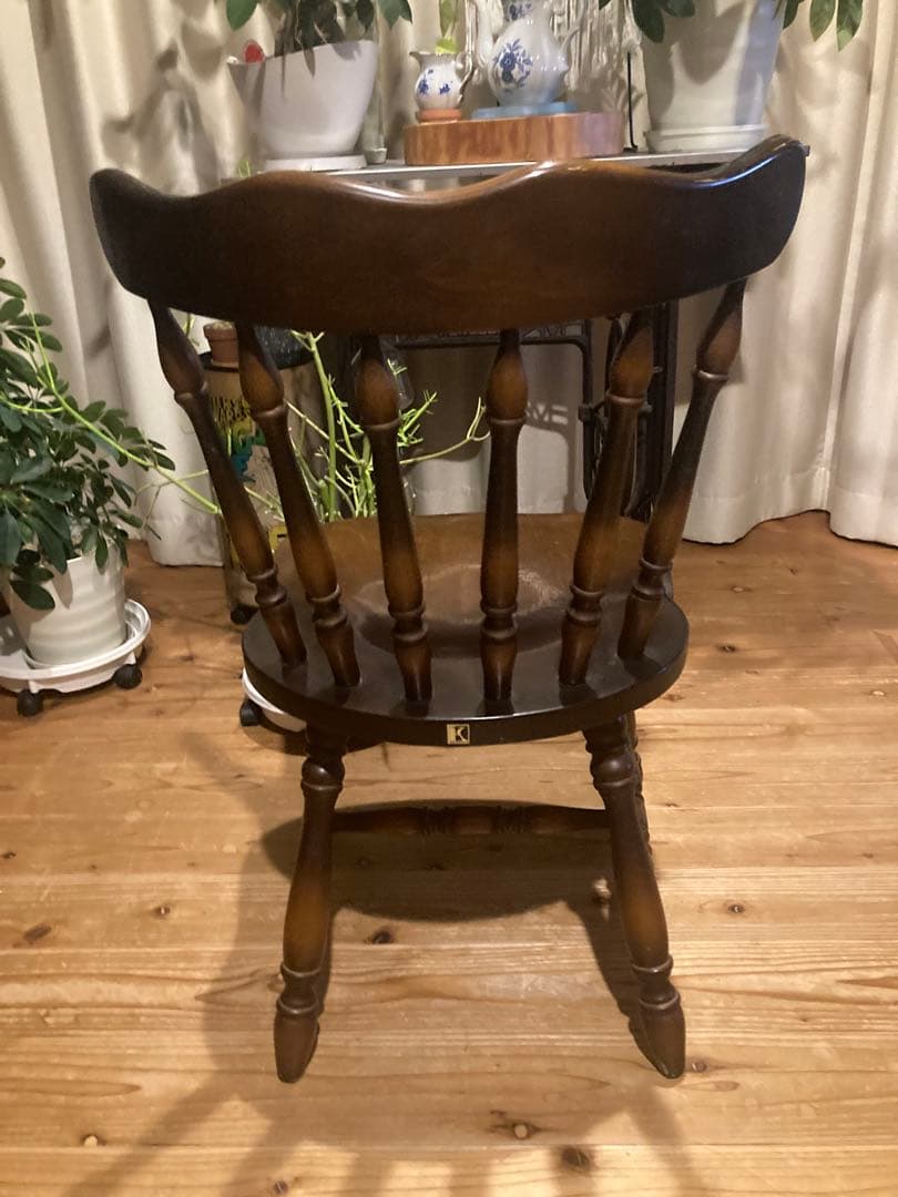 昭和レトロ　ダイニングチェア　飛騨産業　キツツキマーク　ウィンザーチェア