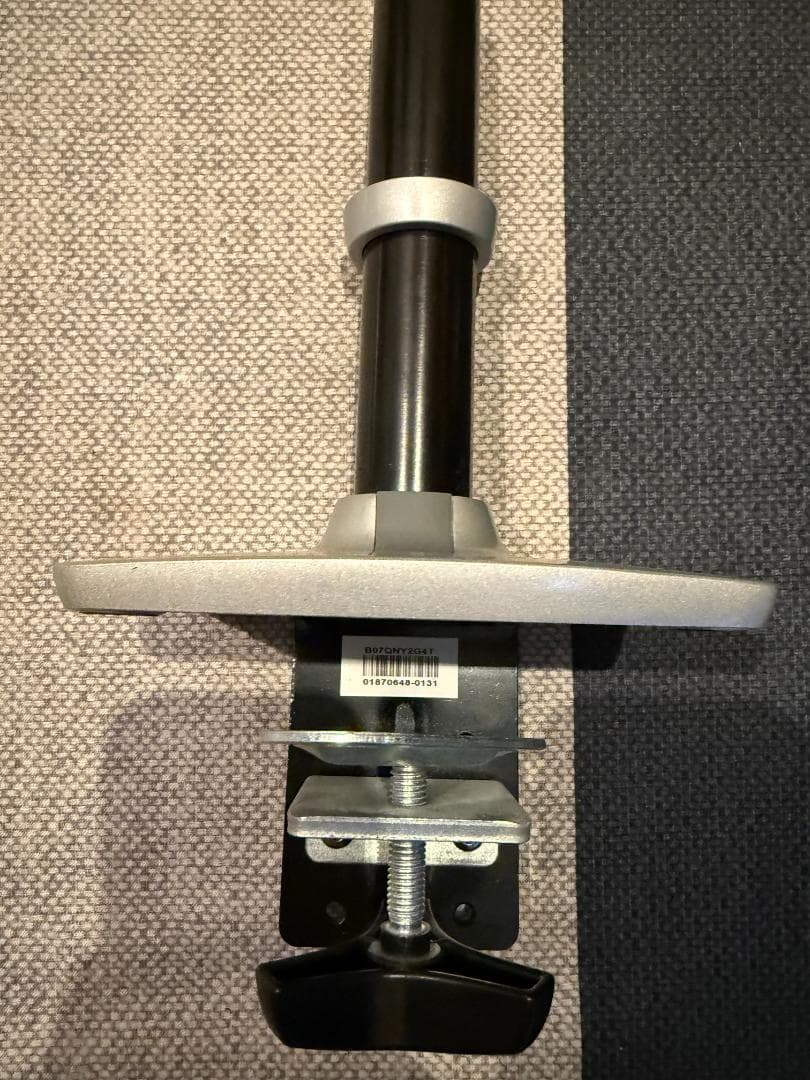 Amazonベーシック モニターアーム ディスプレイタイプ 32インチシルバー