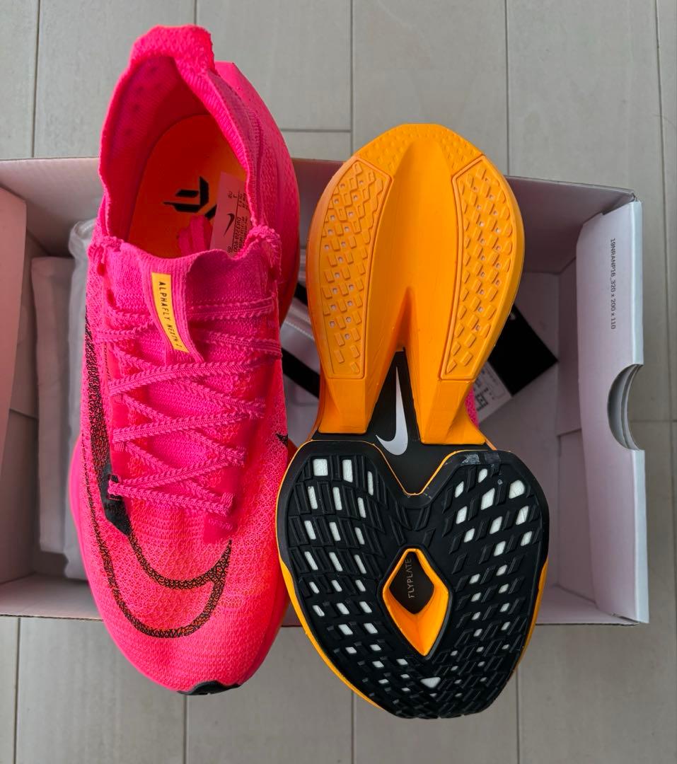 ナイキ　ウィメンズ　エアズームアルファフライネクスト%2 新品