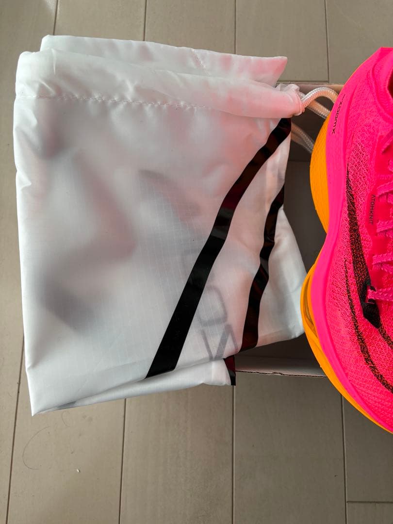 ナイキ　ウィメンズ　エアズームアルファフライネクスト%2 新品