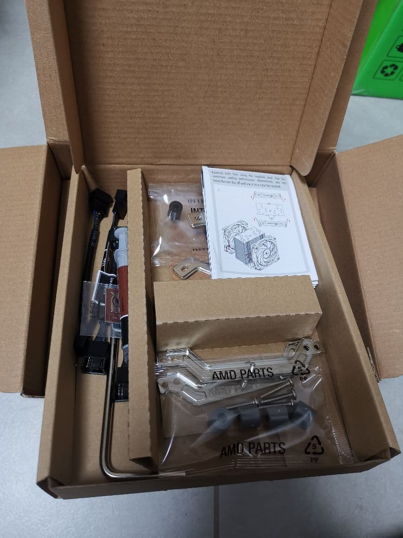 Noctua NH-U12A 120mm CPUクーラー　ほぼ新品、未使用