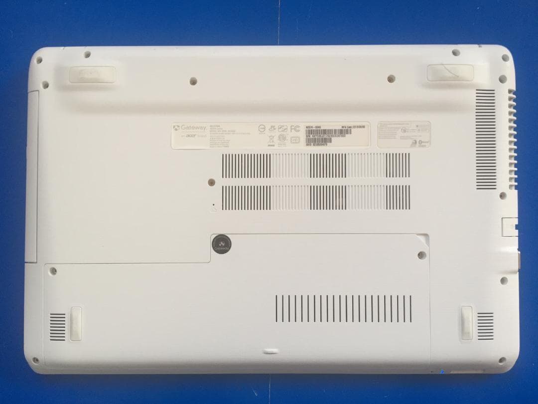 GATEWAY エイサー NE574 15.6型TFT液晶 フルサイズノートPC