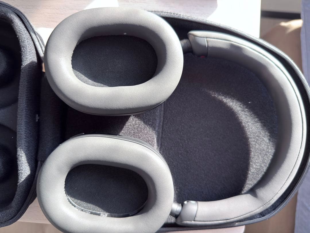 ソニー WH-1000XM5 ブラック