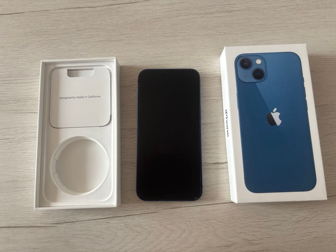 iPhone13 中古