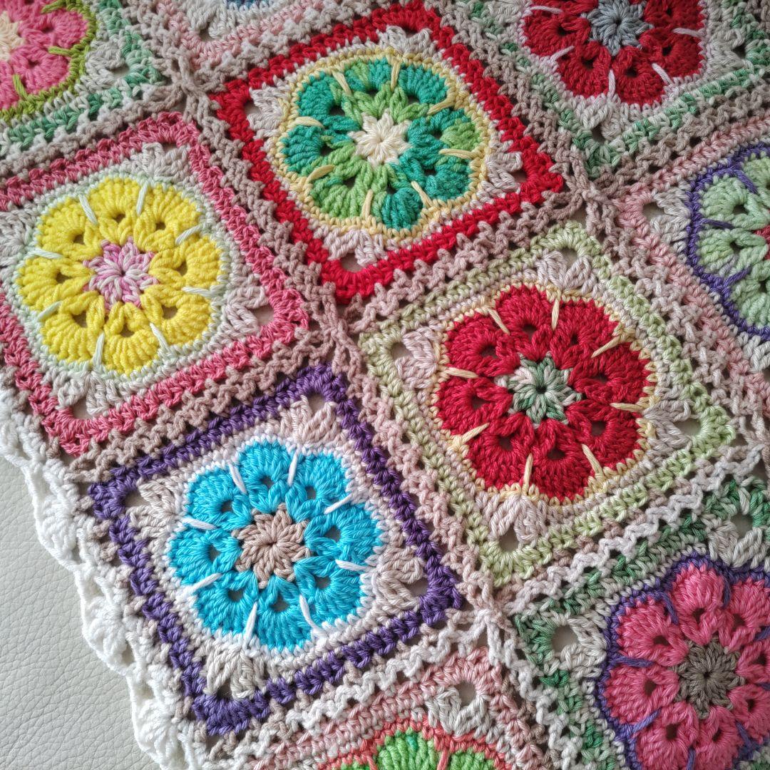 手編みブランケット★アフリカンフラワー★かぎ針編み★カラフル★ひざ掛け