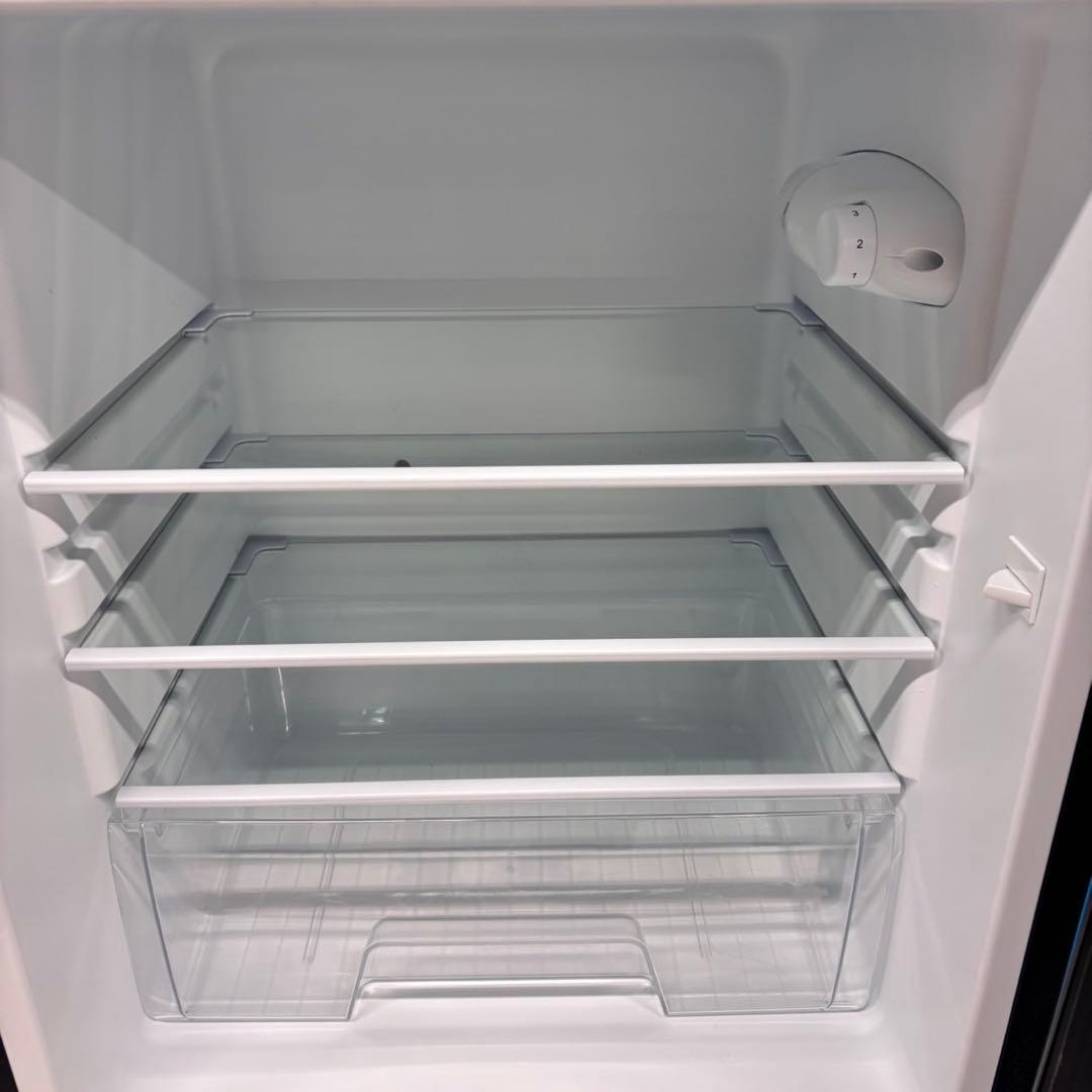 772 2024年製　冷蔵庫　小型　一人暮らし　極美品　100L〜200L 格安