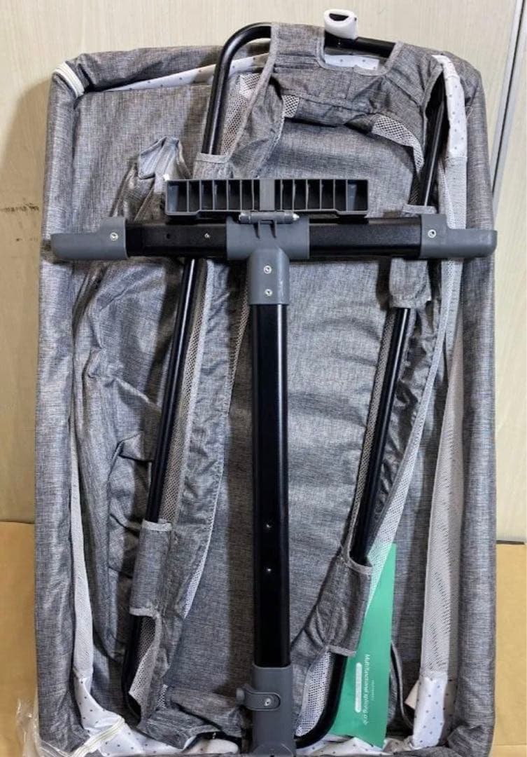 グレー 折りたたみ式ベビーベッド キャスター付き