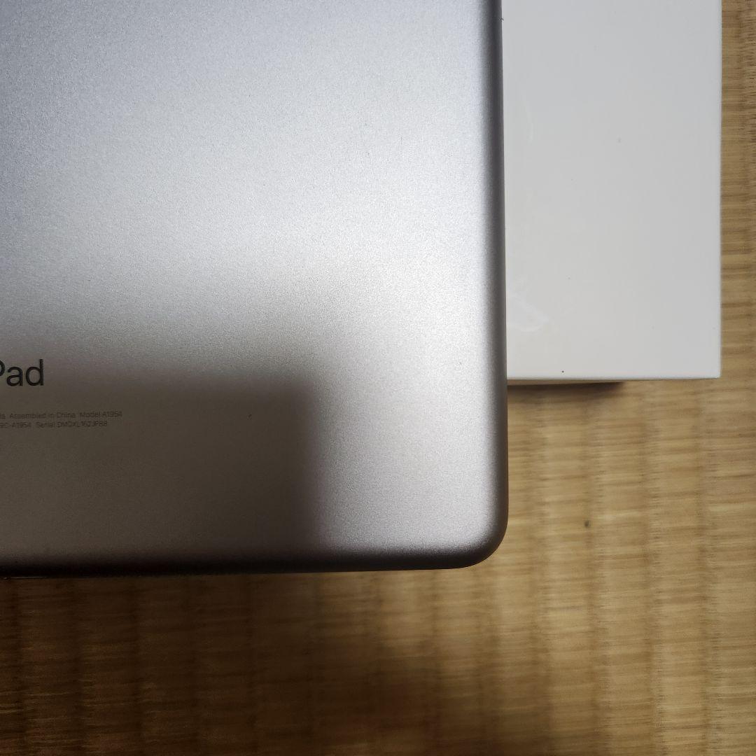 iPad 第６世代 32GB バッテリー容量100%