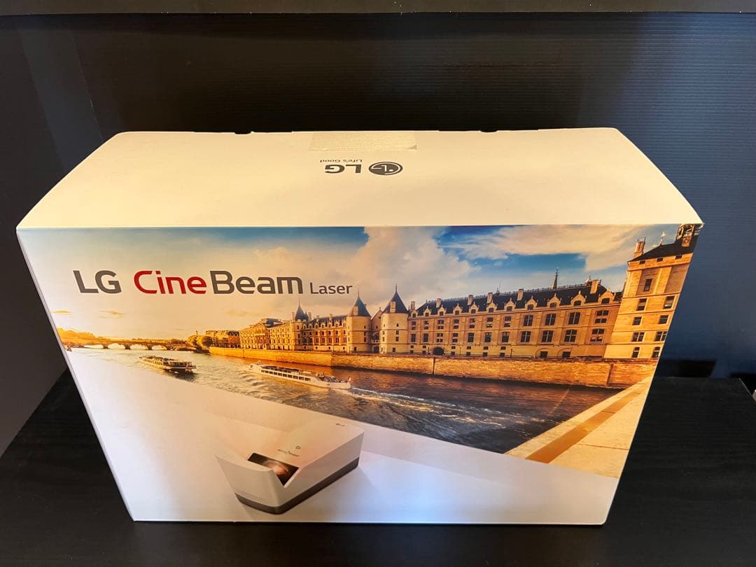LG CineBeam Laser プロジェクター本体