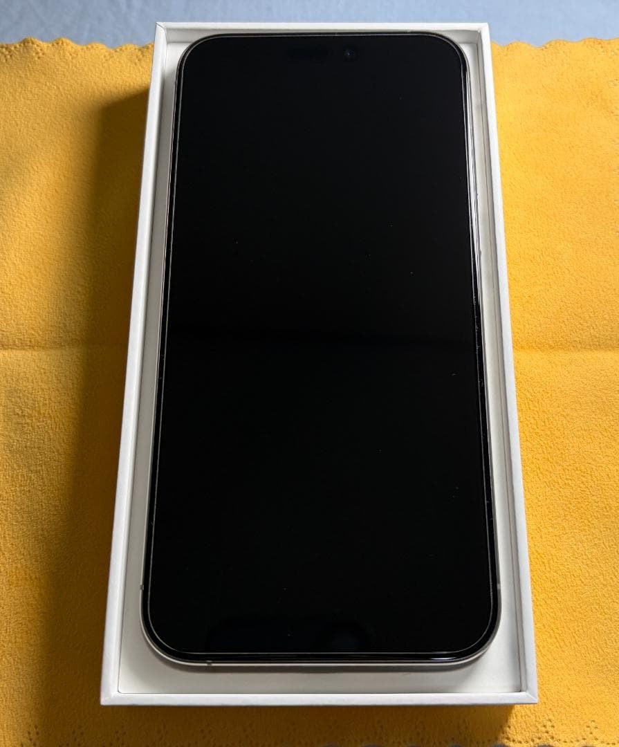 【美品】iPhone15Pro Max512GB＋ケース&保護フィルム
