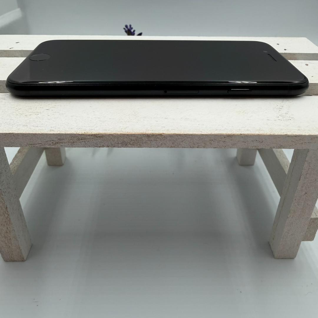 iPhone SE第3世代 64GB ミッドナイト 367