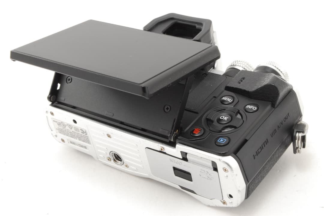 【ほぼ新品】 OLYMPUS OM-D E-M10 Mark II