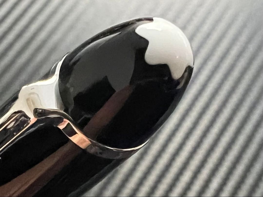 モンブラン マイスターシュテュック P146 プラチナライン 万年筆 M 中字