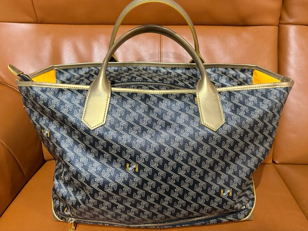 RESURRECTION レザレクション ボストンバック　美品