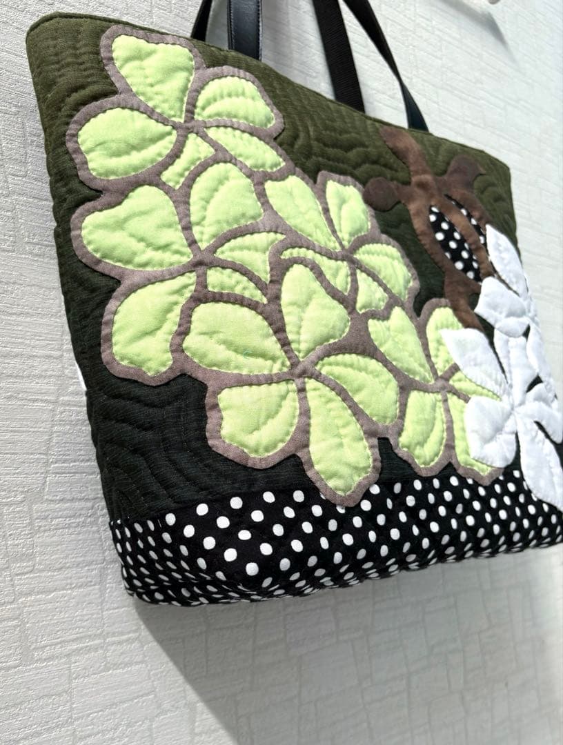 ハワイアンキルトバッグ　　プルメリア&ホヌ　オリーブグリーン