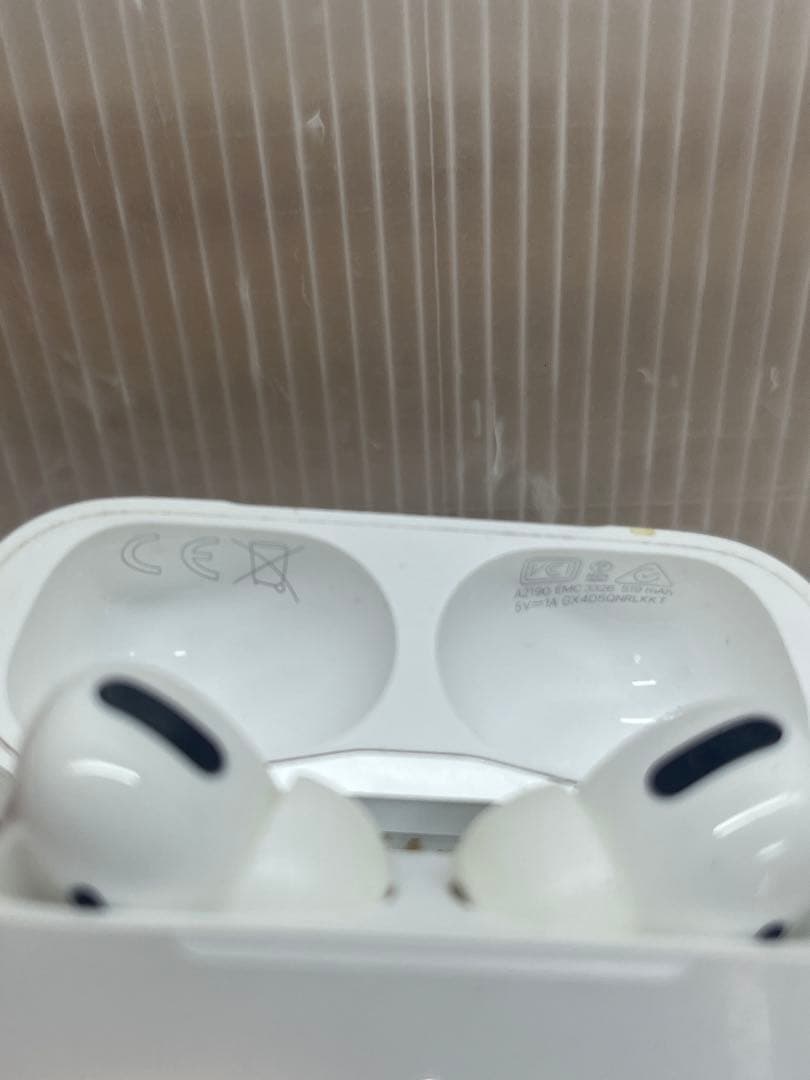 Apple AirPods Pro 第1世代　ワイヤレスイヤホン