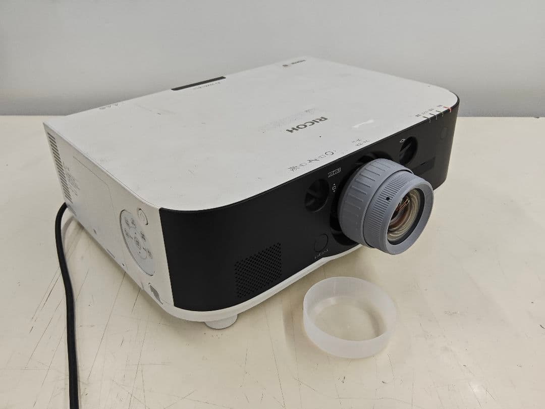 RICOH PJ WX6181N 6,700lm　大型プロジェクター