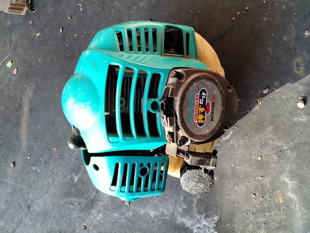 t*k様 草刈機　エンジンのみ　ジャンク