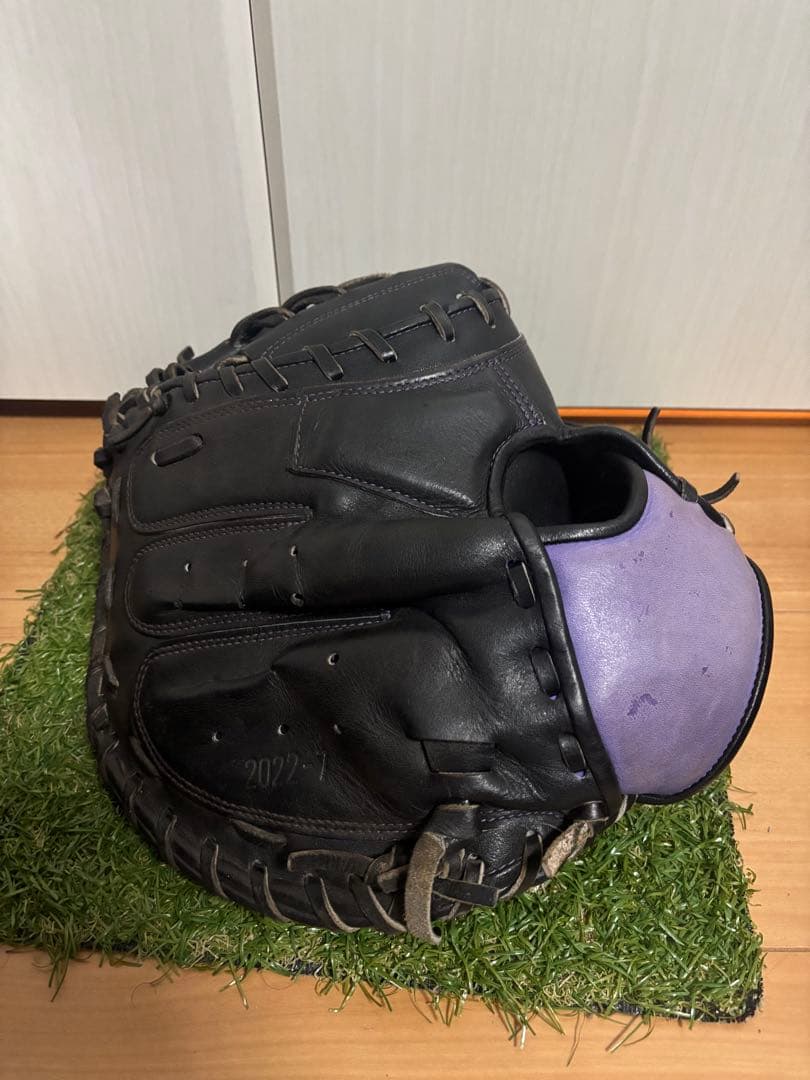 プロ支給品　実使用　山瀬慎之助　読売ジャイアンツ　ミズノプロ　キャッチャーミット