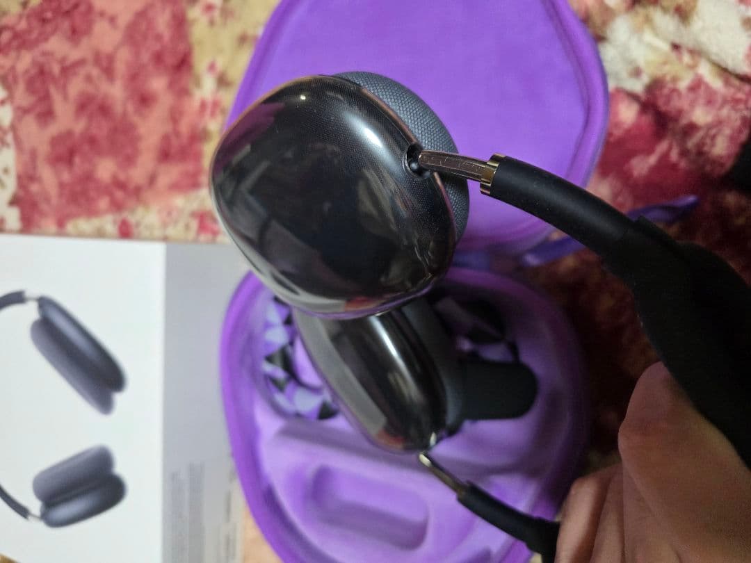 E*n様 AirPods Max第2世代 スペースグレー 専用ケース付き