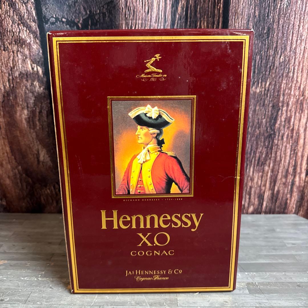 ヘネシーＸＯ 1000m l 金キャップ箱付 未開封保管品