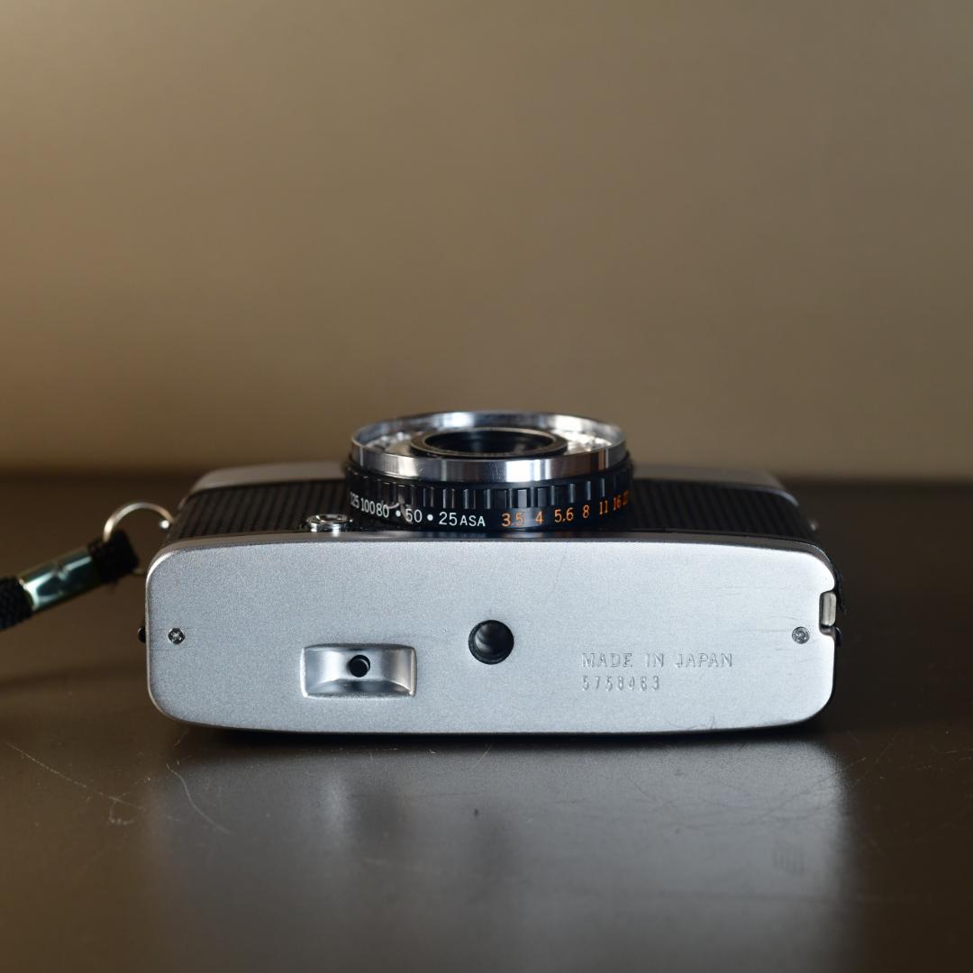 美品 OLYMPUS PEN EE-3 大人気ハーフカメラ♪分解清掃済み