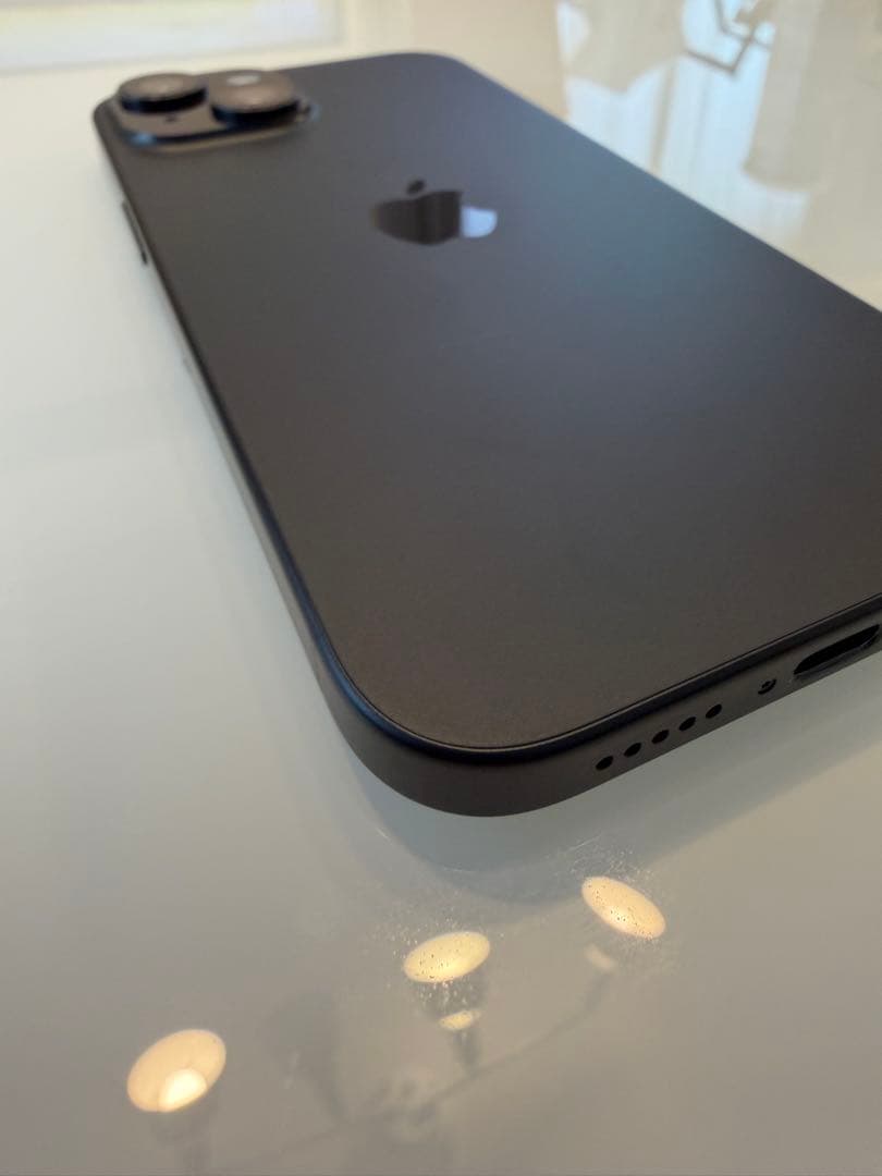 Apple iPhone 15 ブラック本体 128GB