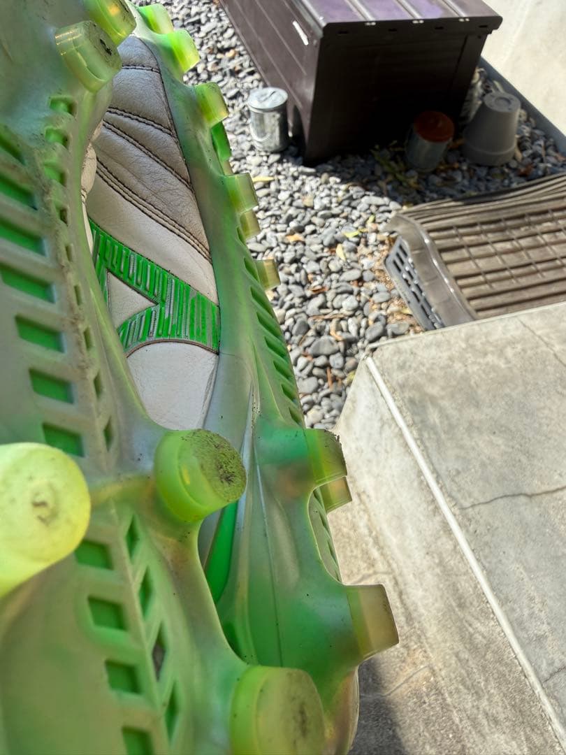 サッカースパイク ミズノ モレリア ネオ4 ジャパン 26.0cm