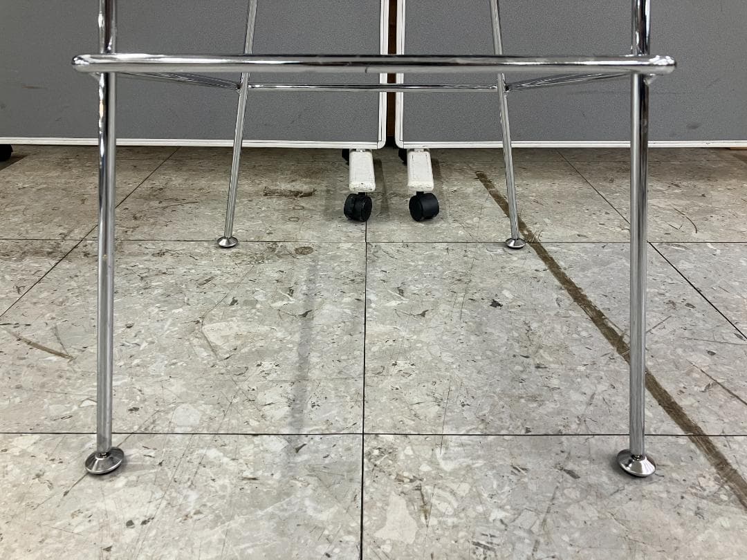 ハイチェア N plus リプロダクト ハリー・ベルトイア シルバー①