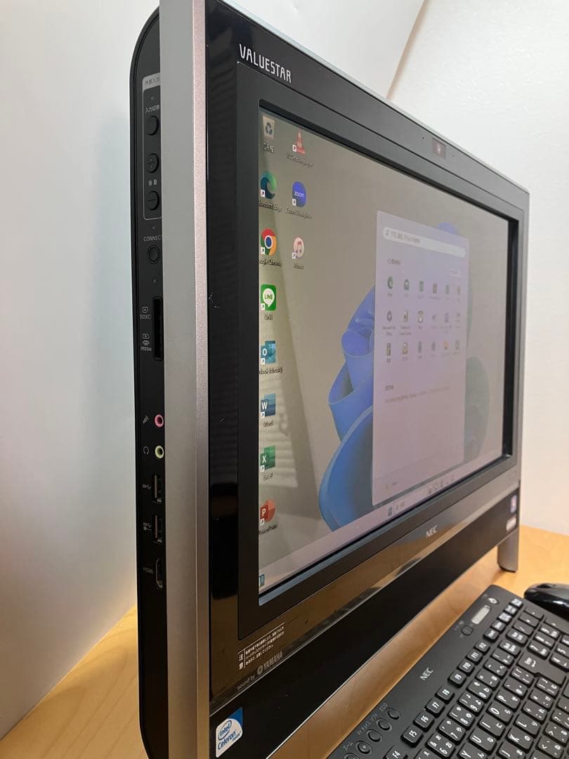 NEC 一体型デスクトップ 高速SSD256/メモリ8/カメラ/オフィス