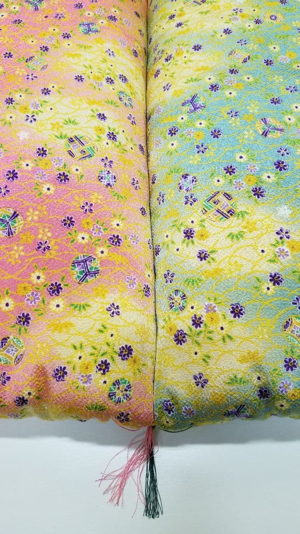 座布団、2枚組、大判座布団、めおと座布団、夫婦ざぶとん、ちりめん生地、西川生地