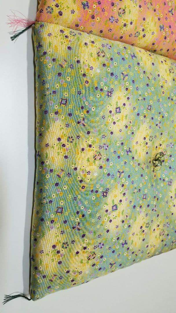 座布団、2枚組、大判座布団、めおと座布団、夫婦ざぶとん、ちりめん生地、西川生地