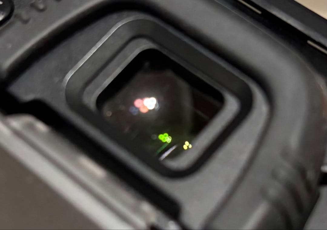 Nikon D90 デジタル一眼レフカメラ レンズ付き