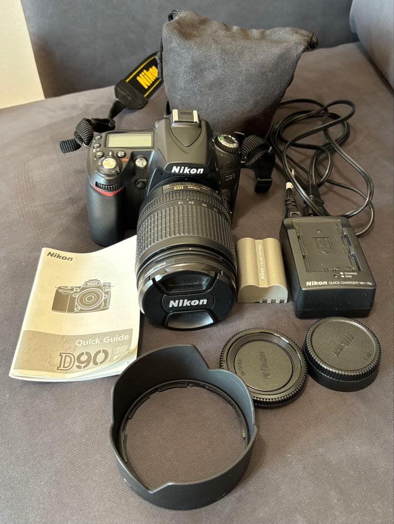 Nikon D90 デジタル一眼レフカメラ レンズ付き
