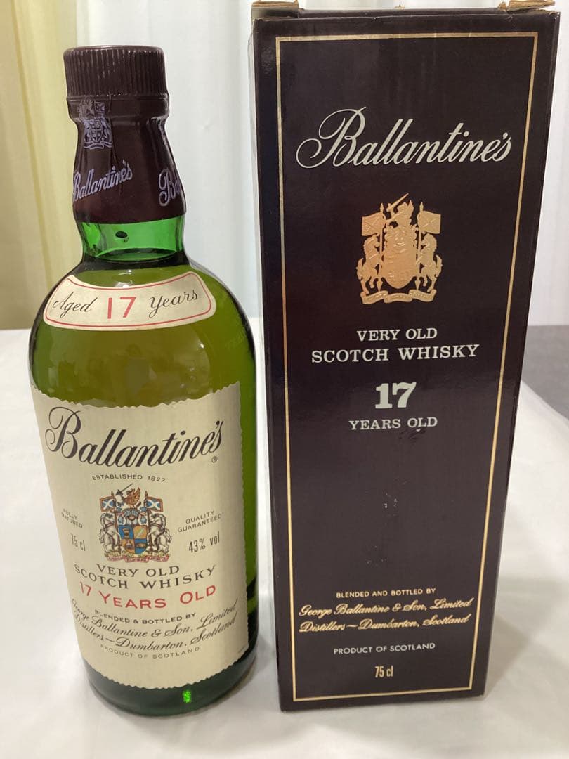 バランタイン17年　ジョニーウォーカーエキストラスペシャル　サントリー