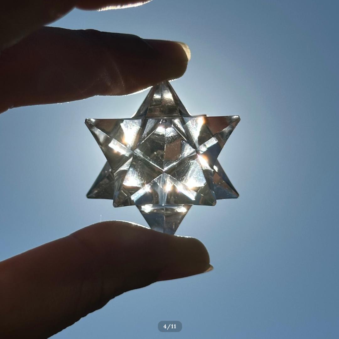 ガネーシュヒマール産【水晶】アステロイド マカバ スター B 最高品質